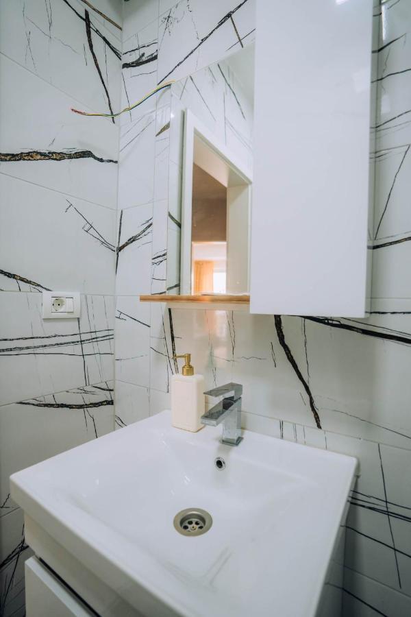 Darki Apartments 4 - Very Central 100 Square Meters,Two Bedrooms,Free Parking Ochryda Zewnętrze zdjęcie