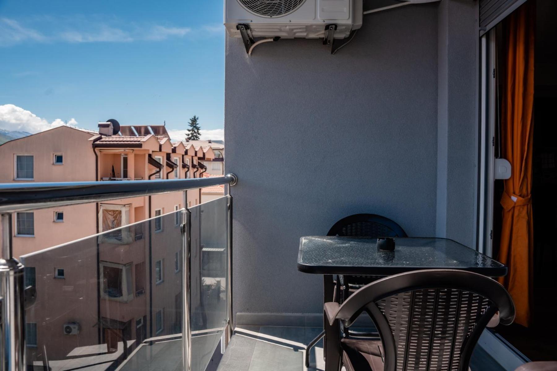 Darki Apartments 4 - Very Central 100 Square Meters,Two Bedrooms,Free Parking Ochryda Zewnętrze zdjęcie
